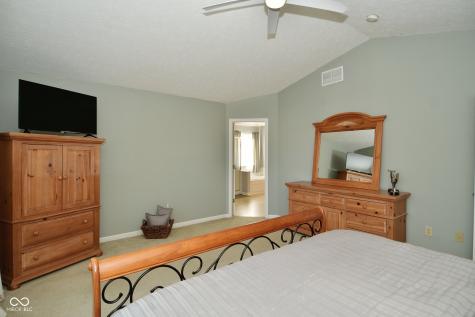 2080 Heathermor Drive Avon IN 46123