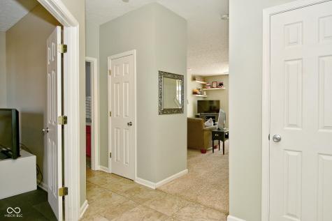 2080 Heathermor Drive Avon IN 46123