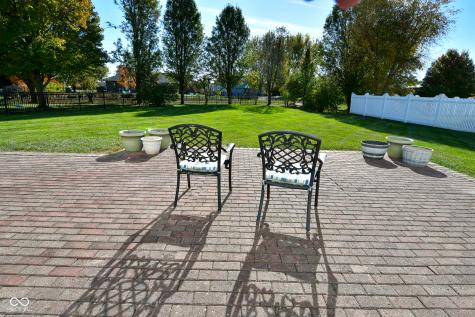 2080 Heathermor Drive Avon IN 46123