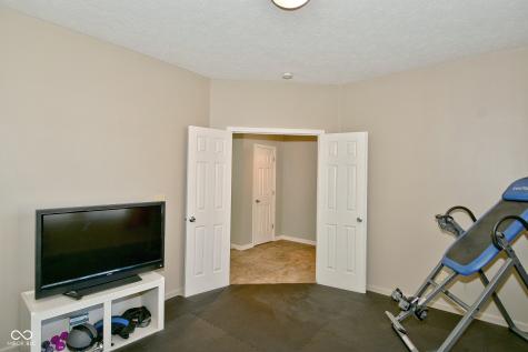 2080 Heathermor Drive Avon IN 46123