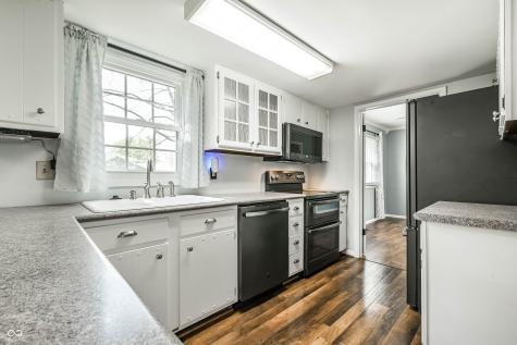 9321 E 82nd Street Indianapolis IN 46256