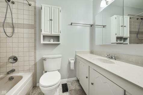9321 E 82nd Street Indianapolis IN 46256
