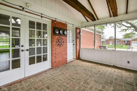 9321 E 82nd Street Indianapolis IN 46256