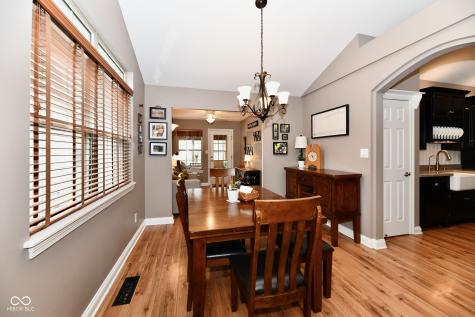 919 Amesbury Court Indianapolis IN 46217