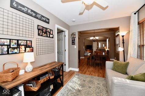 919 Amesbury Court Indianapolis IN 46217