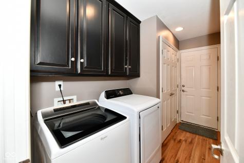 919 Amesbury Court Indianapolis IN 46217