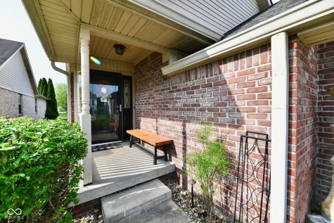 919 Amesbury Court Indianapolis IN 46217