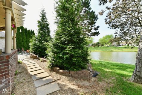 919 Amesbury Court Indianapolis IN 46217