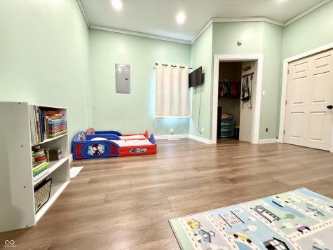 2341 E 550 N Crawfordsville IN 47933