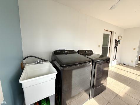 2341 E 550 N Crawfordsville IN 47933