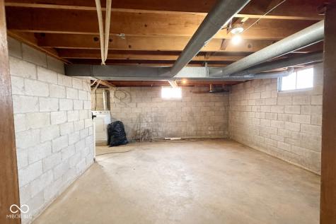 2341 E 550 N Crawfordsville IN 47933