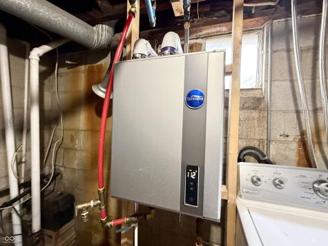 2341 E 550 N Crawfordsville IN 47933