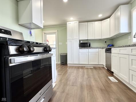 2341 E 550 N Crawfordsville IN 47933