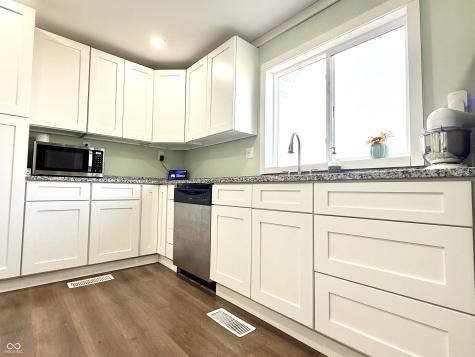 2341 E 550 N Crawfordsville IN 47933