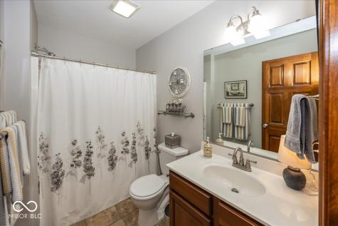 6720 Fieldstream Drive Avon IN 46123