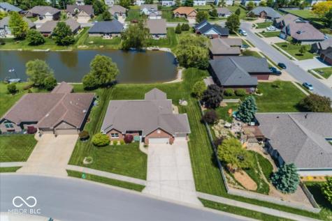 6720 Fieldstream Drive Avon IN 46123