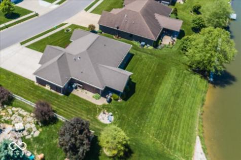 6720 Fieldstream Drive Avon IN 46123