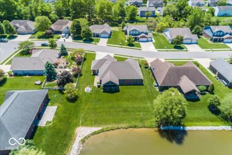 6720 Fieldstream Drive Avon IN 46123