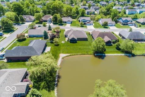 6720 Fieldstream Drive Avon IN 46123