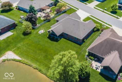 6720 Fieldstream Drive Avon IN 46123