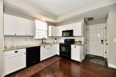 7327 Sycamore Run Drive Indianapolis IN 46237