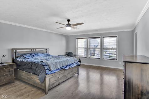 2034 Buckthorn Drive Columbus IN 47201