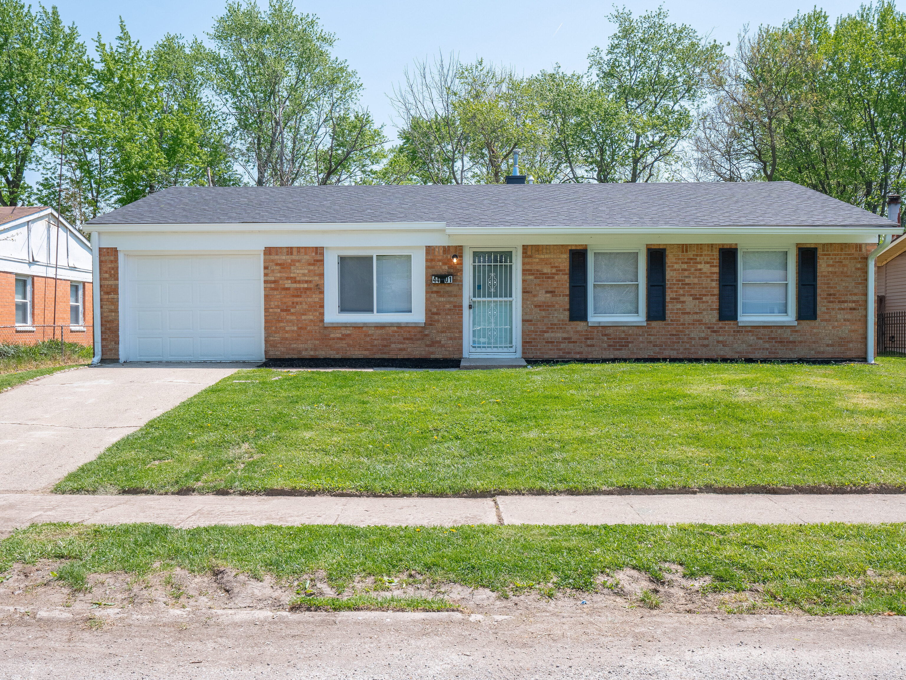 4401 N Kenmore Road Indianapolis IN 46226