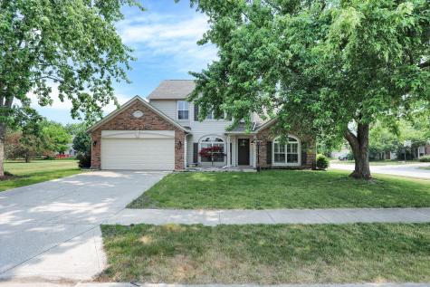 6755 Dorchester Drive Zionsville IN 46077