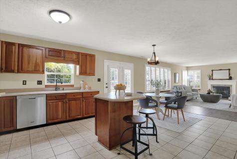 6755 Dorchester Drive Zionsville IN 46077