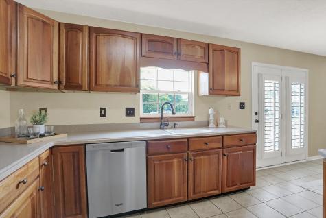 6755 Dorchester Drive Zionsville IN 46077