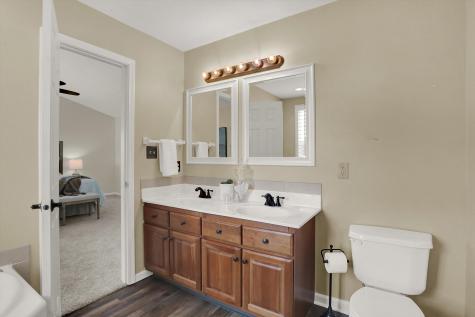 6755 Dorchester Drive Zionsville IN 46077