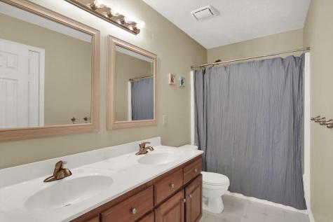 6755 Dorchester Drive Zionsville IN 46077