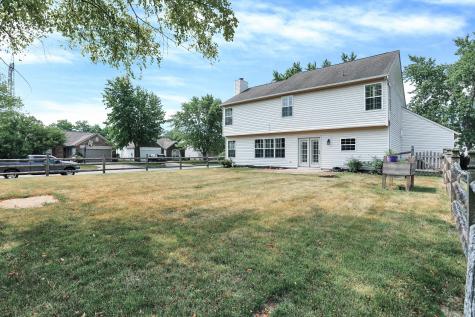 6755 Dorchester Drive Zionsville IN 46077
