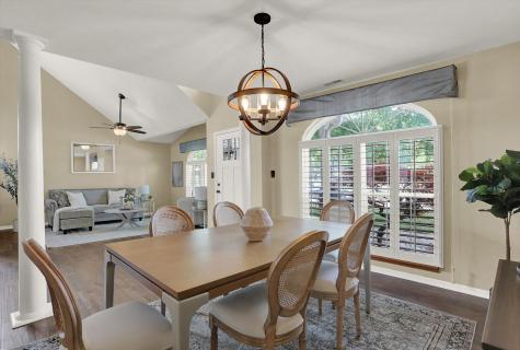 6755 Dorchester Drive Zionsville IN 46077