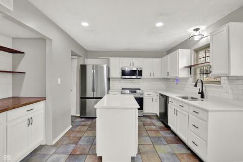 205 Myers Lake Drive Noblesville IN 46062