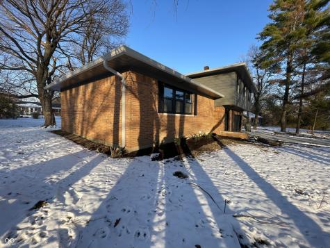 5220 E 46th Street Indianapolis IN 46226