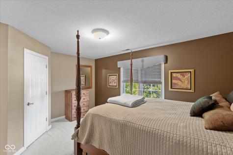 12029 Admirals Pointe Drive Indianapolis IN 46236