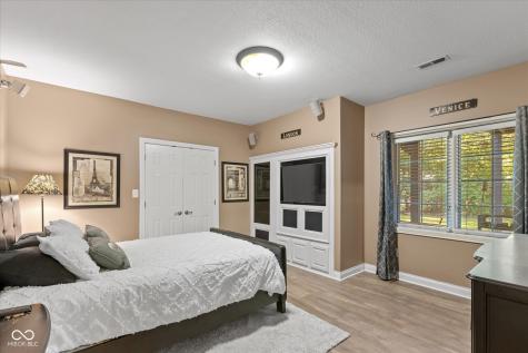 12029 Admirals Pointe Drive Indianapolis IN 46236