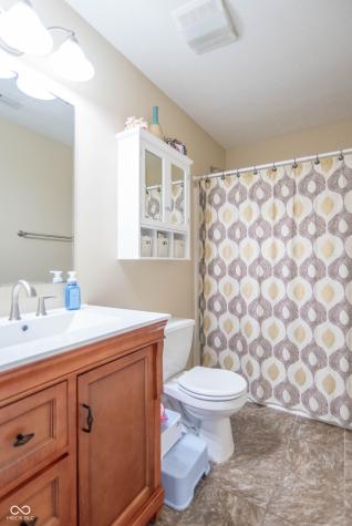 493 Yorktown Lane Avon IN 46123