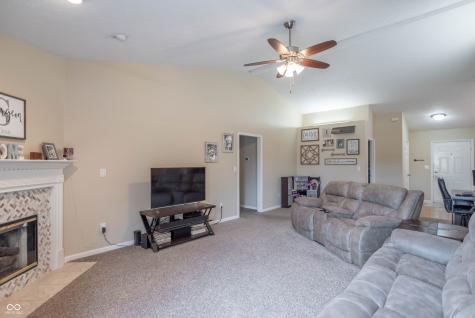 493 Yorktown Lane Avon IN 46123