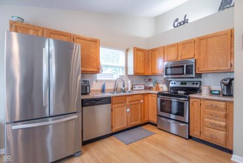 493 Yorktown Lane Avon IN 46123