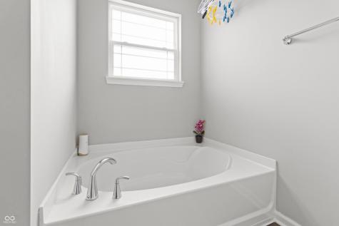 5839 Altar Bell Circle Greenwood IN 46143
