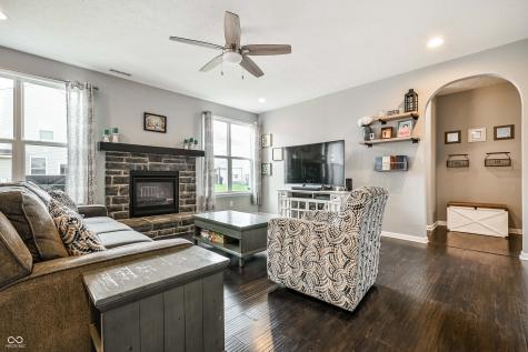 5771 Waterstone Way Whitestown IN 46075