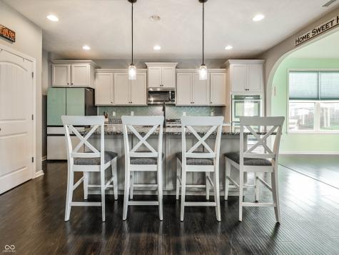 5771 Waterstone Way Whitestown IN 46075