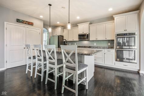 5771 Waterstone Way Whitestown IN 46075