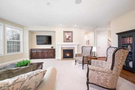 8920 Sandstone Place Zionsville IN 46077
