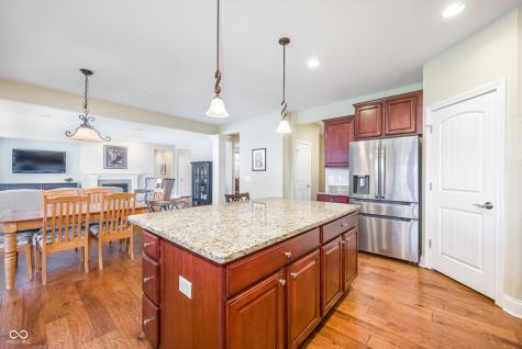 8920 Sandstone Place Zionsville IN 46077