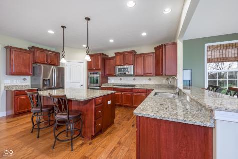 8920 Sandstone Place Zionsville IN 46077