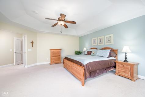 8920 Sandstone Place Zionsville IN 46077