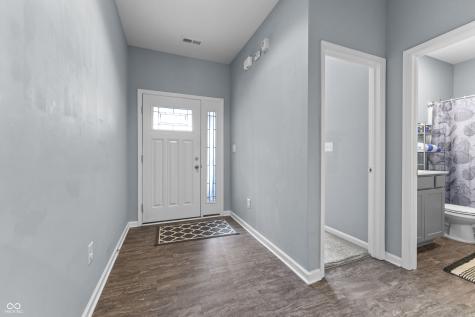 9046 Gordimer Circle Indianapolis IN 46239